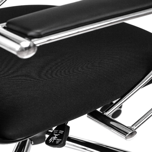 Кресло руководителя Бюрократ CH-607SL черный (сетка/ткань, до 120 кг, крестовина металл хром, колесики полиуретан, подголовник) 